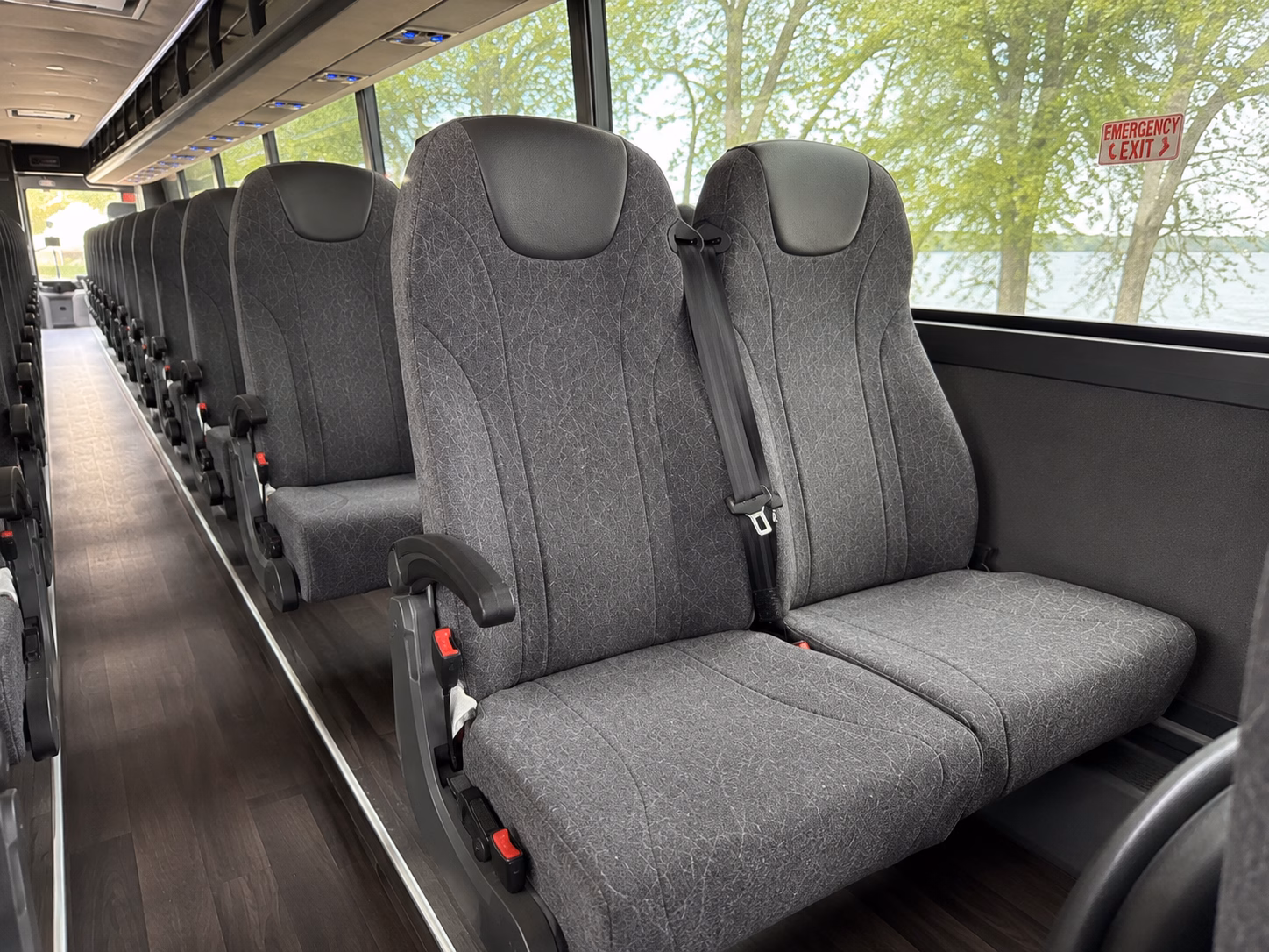 aurora prom charter bus rentals in aurora