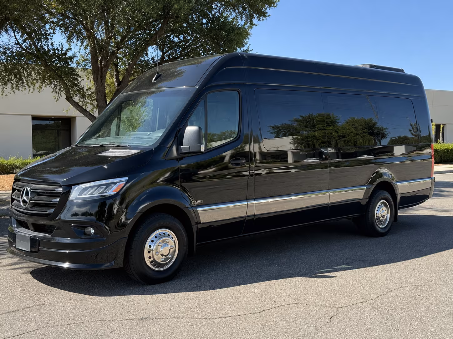 boulder comfortable shuttles for boulder employees