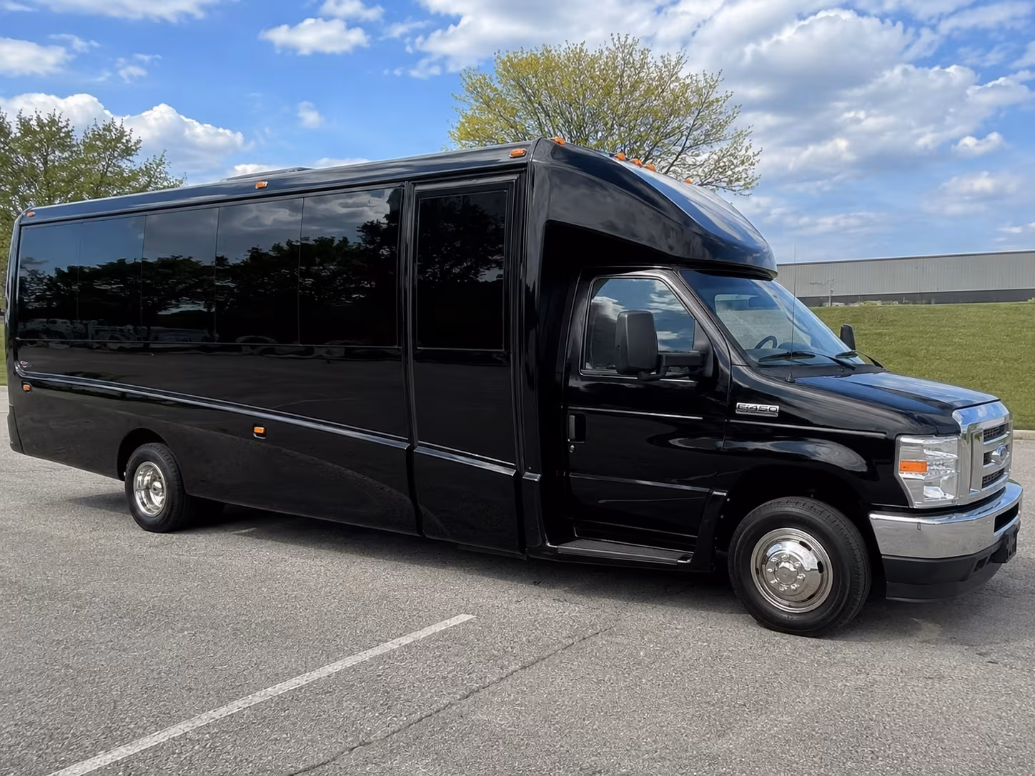 denver rent a shuttle bus for your denver employees
