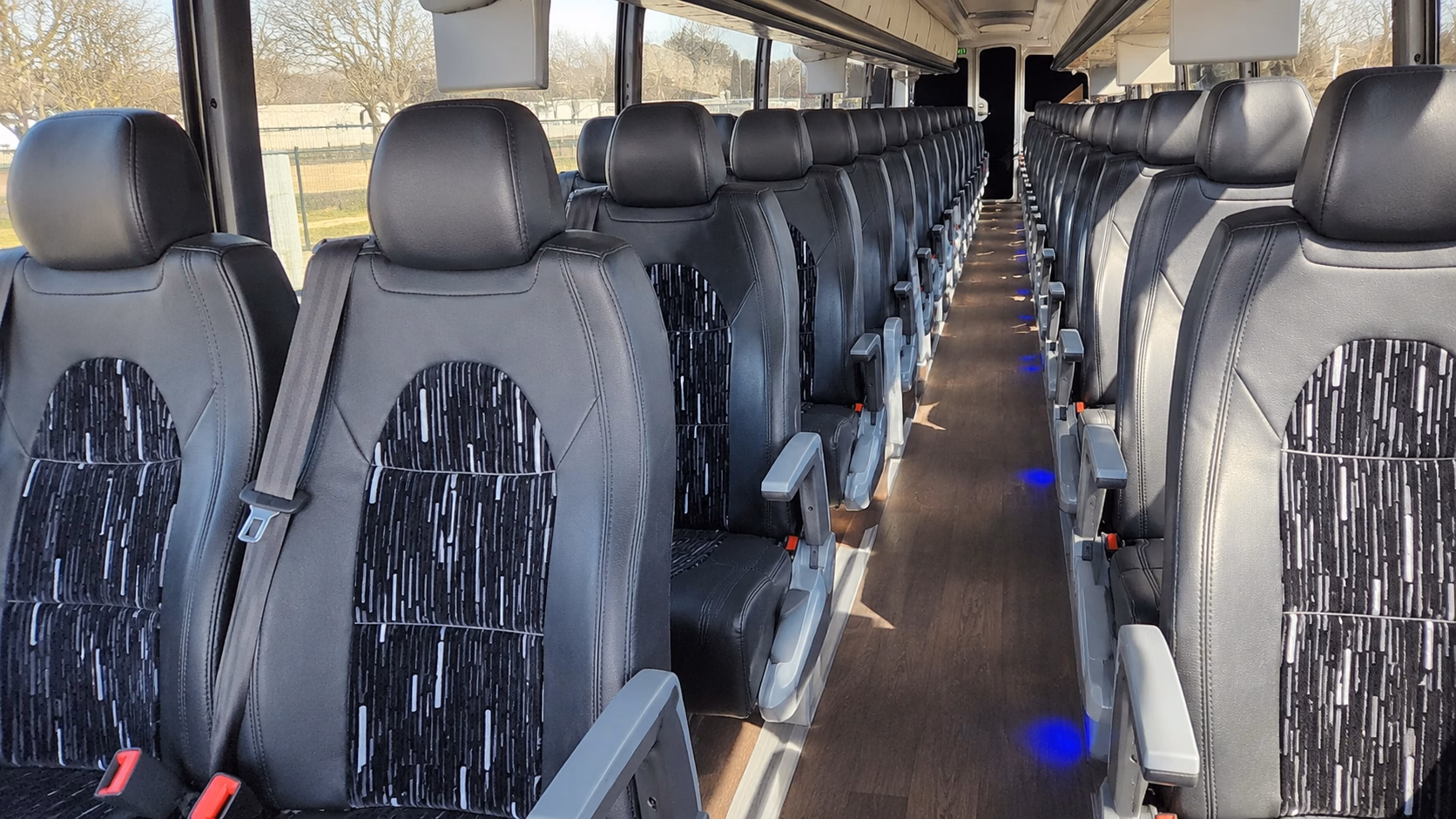ready to compare buses for your next church retreat to estes park